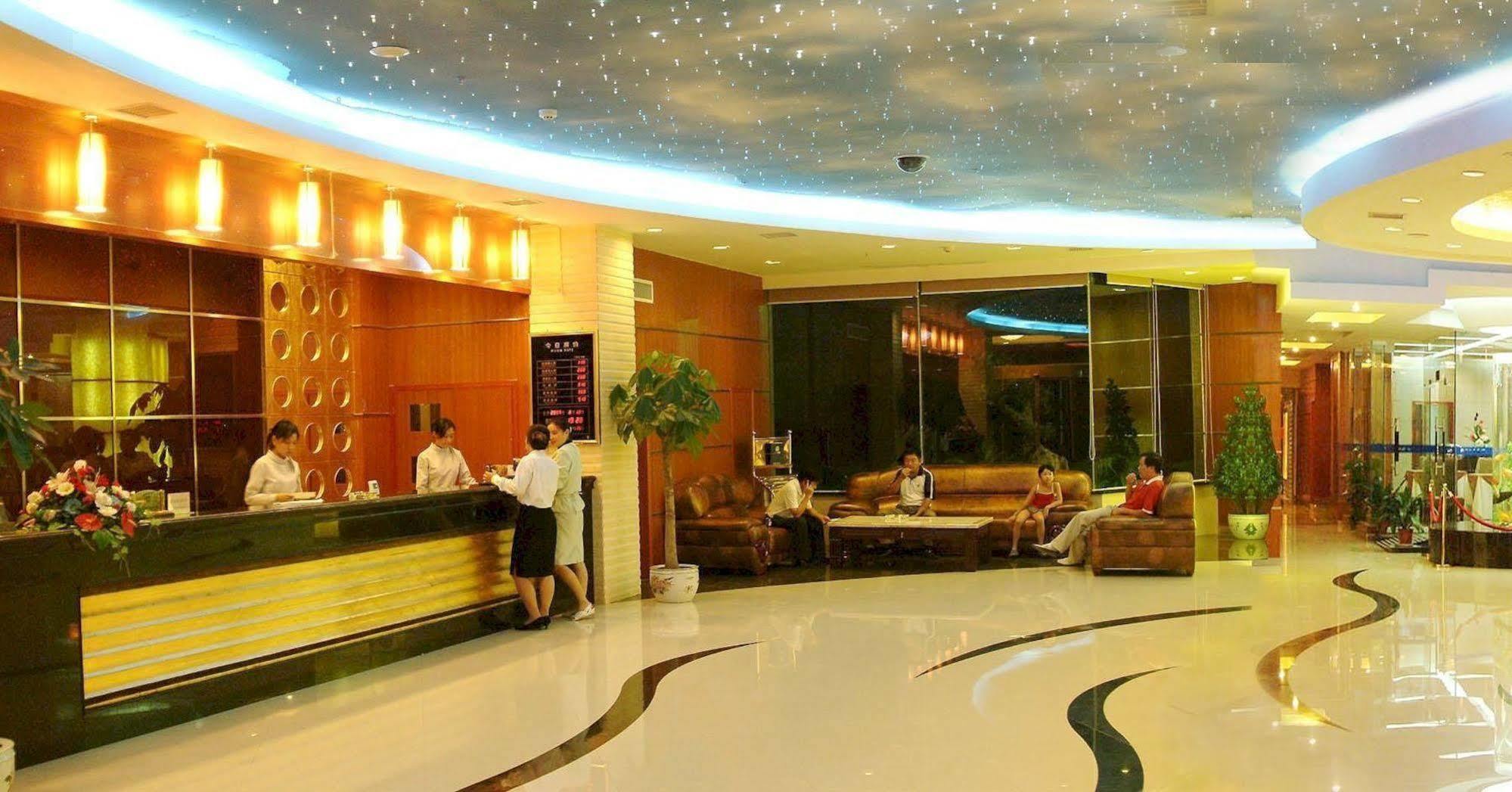 Jiujiang Futai 118 Hotel Rainbow Buitenkant foto
